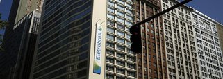 Distribuidora da Eletrobras foi “doada”, denunciam trabalhadores
