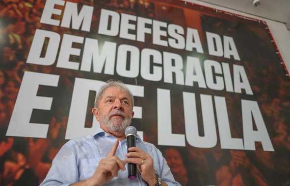 A coalizão democrática em defesa da Constituição é uma responsabilidade histórica