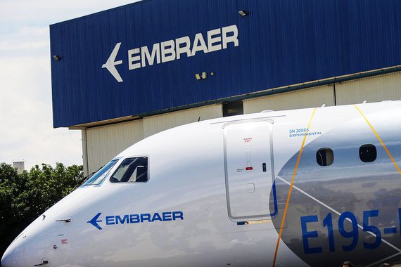 Acordo entre Boeing e Embraer fere lei e é crime de lesa-pátria, dizem sindicatos