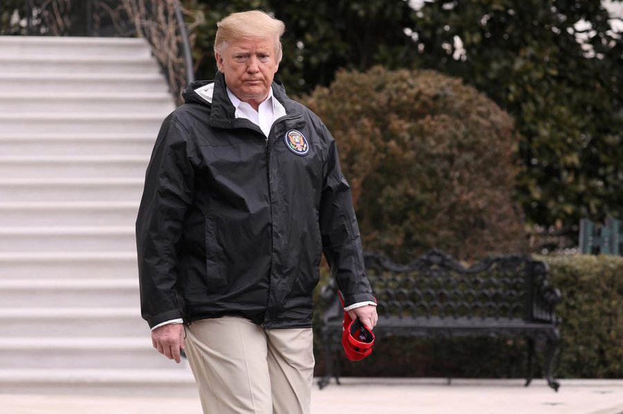 Trump deve criar novo embate e pedir US$ 8,6 bi para muro na fronteira