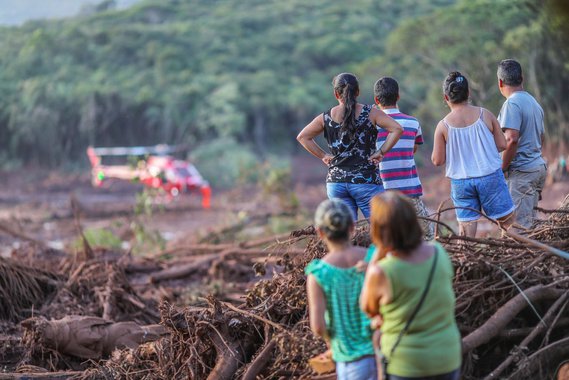 Por um movimento das mães, esposas e filhas de Brumadinho