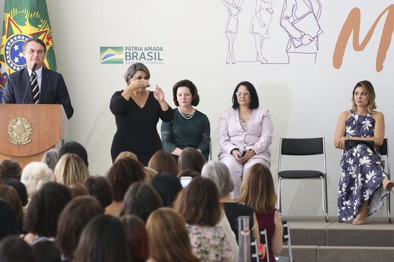 Elas não são jóias!