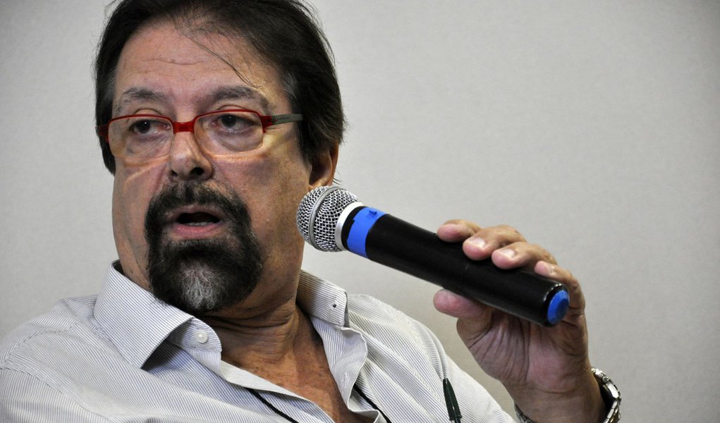 Florestan: agora está claro por que não me deixaram entrevistar Lula