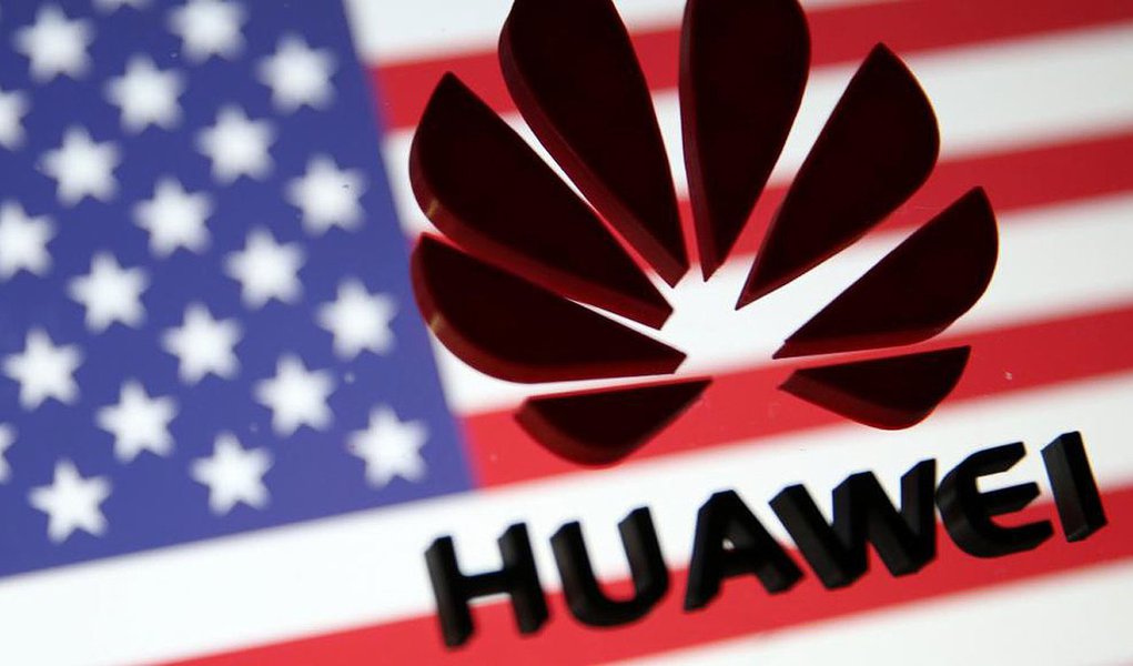 Gigante chinesa Huawei processa governo americano