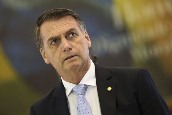 Ser popular é uma coisa. Bolsonaro é outra