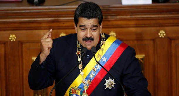 Maduro denuncia que EUA querem fazer a 'guerra do petróleo'