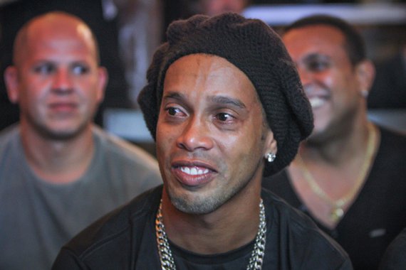 STJ mantém apreensão de passaporte de Ronaldinho Gaúcho