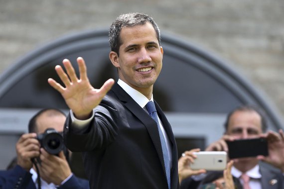 A provocação Guaidó e o sangue frio governamental