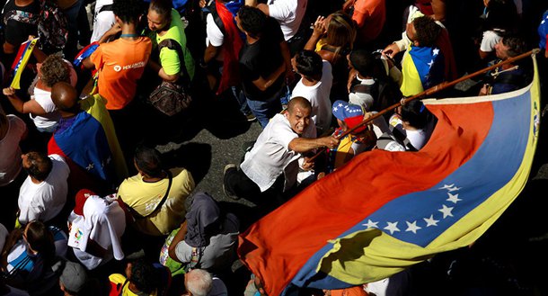 Moscou: declaração de Bolton sobre Doutrina Monroe é um insulto a toda América Latina