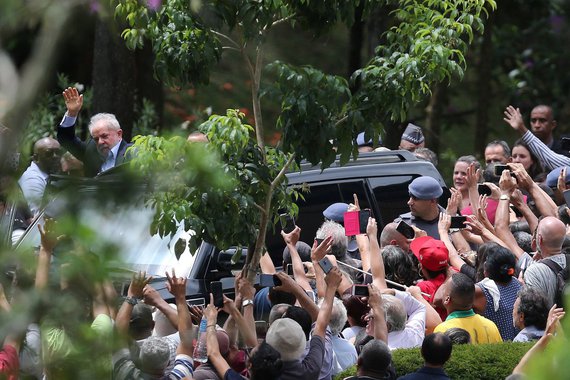 Ano dois da prisão do Lula. Aniversário da vergonha