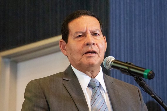Mourão: Brasil não apoia eventual intervenção militar na Venezuela para forçar saída de Maduro