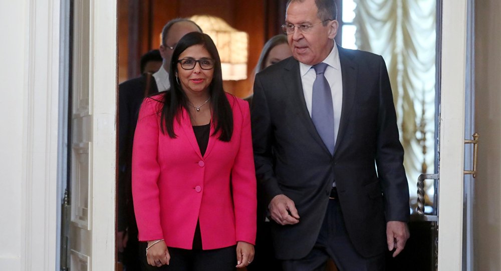 Rússia promete mais ajuda humanitária à Venezuela