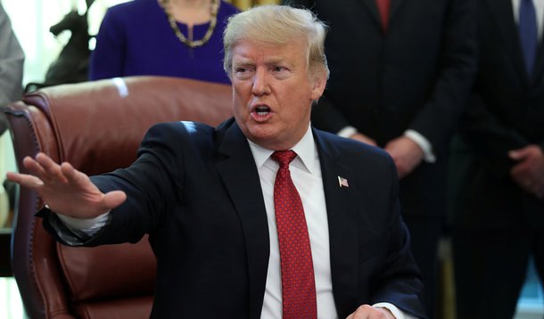 Trump anuncia saída dos EUA de tratado nuclear com a Rússia