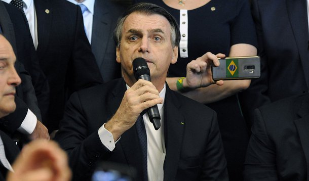 Bolsonaro deturpa a história da ditadura