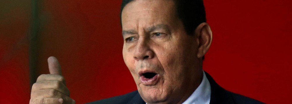 Mourão assumiu a presidência