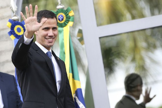 Guaidó, golpe da malandragem política neoliberal