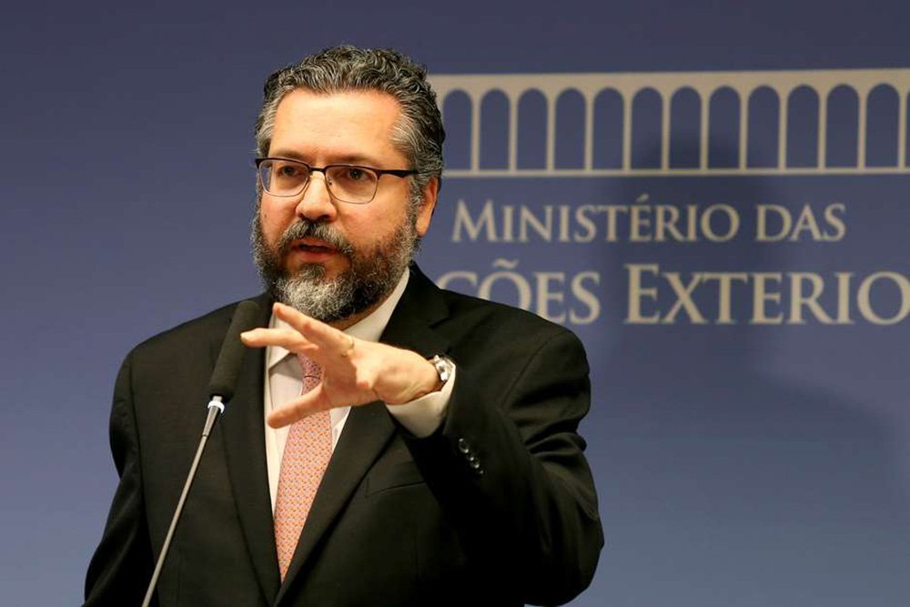 Ricardo Miranda: submisso a Trump, Ernesto promove desmonte do Itamaraty