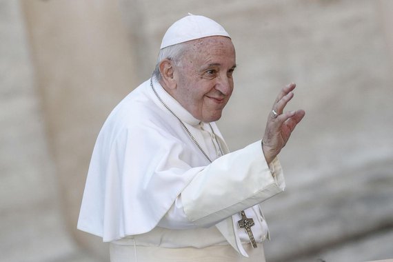 'Crimes abomináveis", diz papa sobre abusos sexuais de crianças e jovens