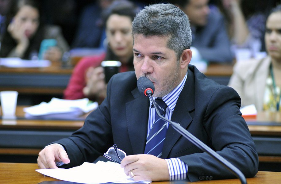 Moro tem mais credibilidade que o nosso presidente da República, diz líder do PSL