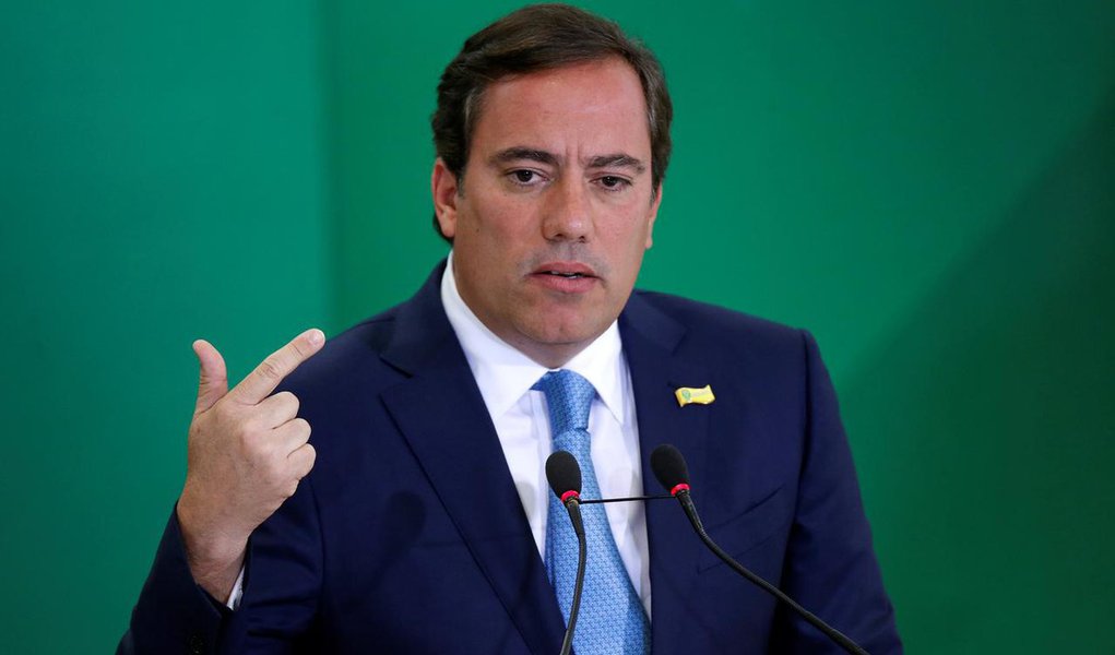 Presidente da Caixa faz manobra contábil para desvalorizar banco