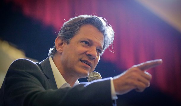 Haddad cai em arapuca do El País, que força crítica à ida de Gleisi a Caracas