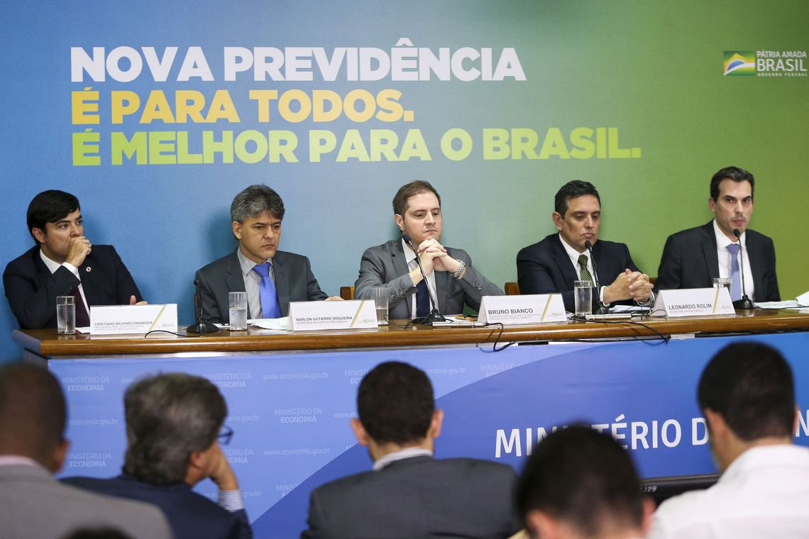 Estados deficitários terão de aumentar alíquotas para Previdência
