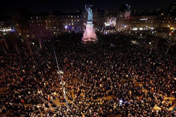 Franceses realizam manifestações contra antissemitismo