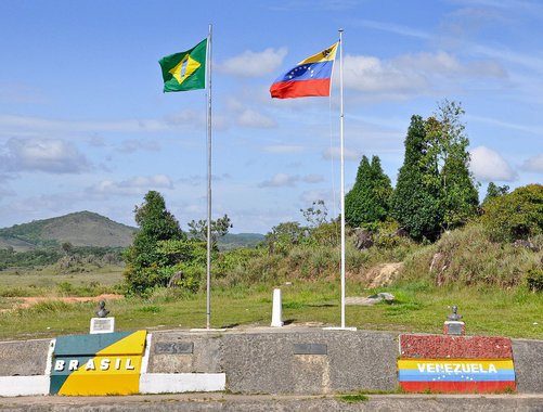 Brasil mantém operação de ajuda humanitária à Venezuela