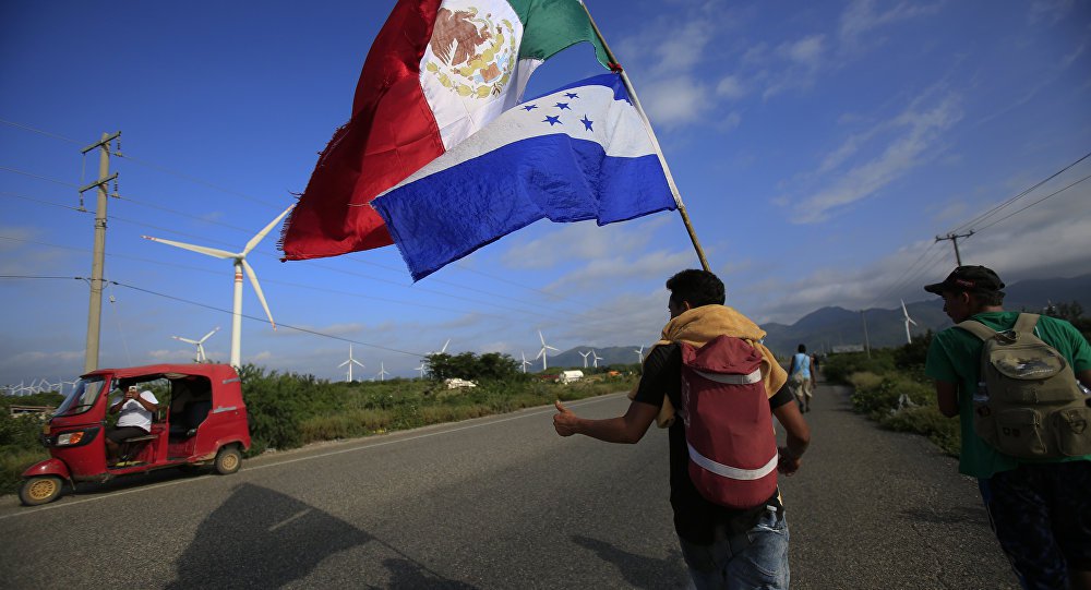 Mais de mil centro-americanos aguardam definição de status migratório no México