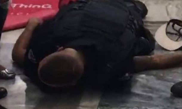 Extra! Extra! Extra! Venham ver a raça humana morrer