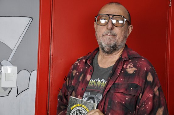 Xico Sá: projeto bolsonarista para educação é que ninguém passe do Mobral