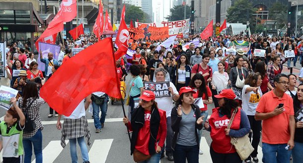 O Bezerro de Ouro dos Tolos
