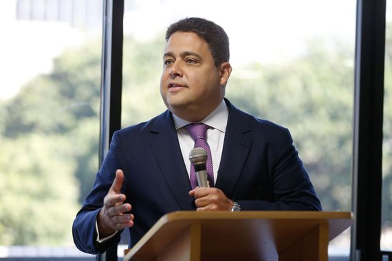 OAB pede que PF investigue quem atacou Felipe Santa Cruz no Facebook
