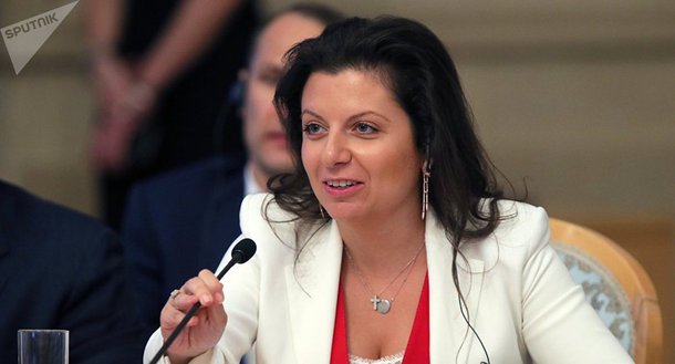 Russos reagem a decisão do Canadá de barrar agências noticiosas em reunião