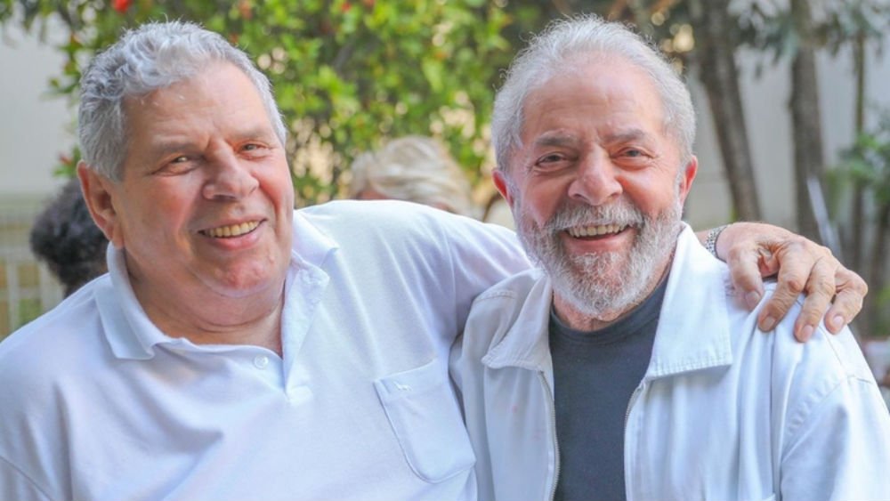 Rezai por nós, Vavá!