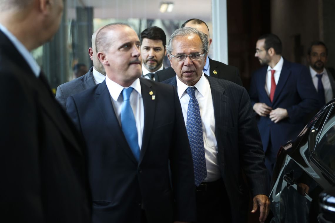 Vitória de Onyx no Senado derrota Guedes e põe em risco reformas
