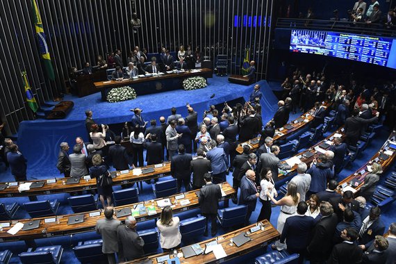 Deu a louca no Senado