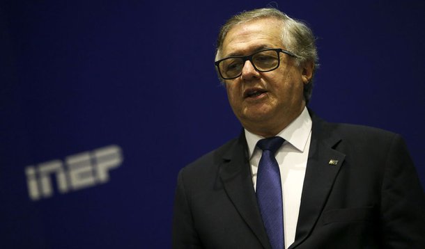 Para o ministro da Educação, o povo brasileiro é ladrão