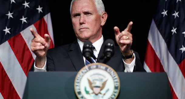'Não é hora de diálogo, é hora de ação', diz Mike Pence sobre a Venezuela