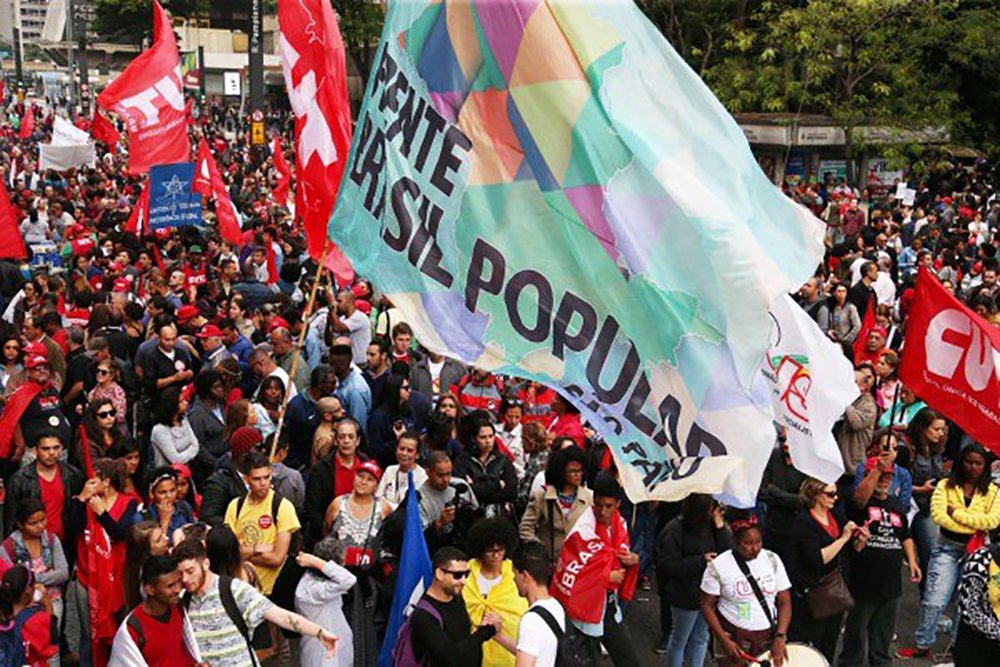 Frente Brasil Popular condena tentativa de golpe e intervenção na Venezuela