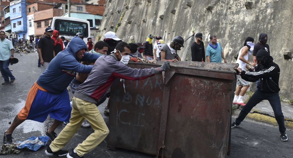 EUA usam na Venezuela mesmo roteiro da Líbia