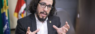 "A vida só é possível se for reinventada"