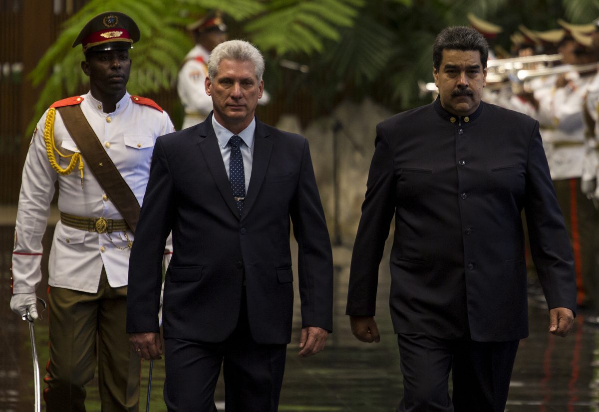 Presidente de Cuba apoia Maduro contra ataques dos Estados Unidos