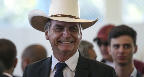 Embargo saudita a frango brasileiro é 'aviso' a Bolsonaro, diz especialista
