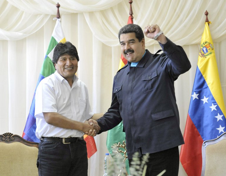 Morales se solidariza com Maduro e diz que países sul-americanos não serão quintal dos EUA