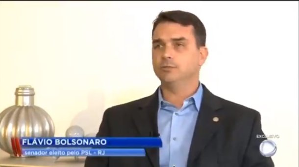 Hashtag que pede 'Flávio na cadeia' entrou nos trending topics do Twitter