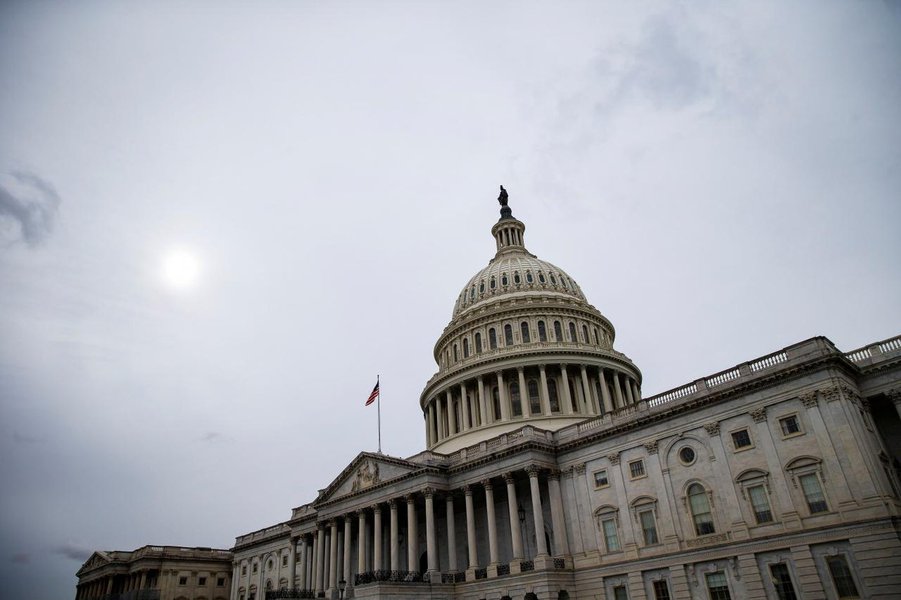 Democratas aceleram investigações que podem levar ao impeachment de Trump