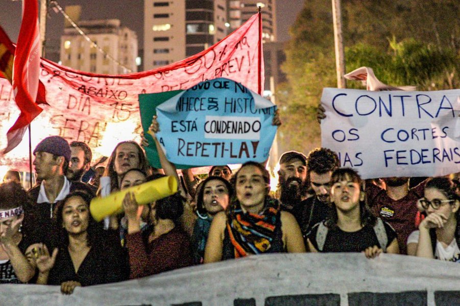 Apoiar a luta das universidades e institutos federais é nosso dever