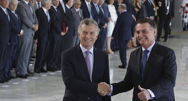 Bolsonaro e Macri puxam América Latina para baixo