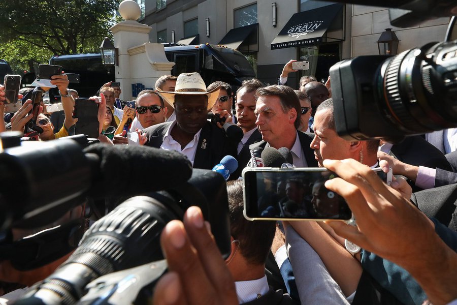 Entidade de Dallas nega ter chamado Bolsonaro e diz que ele mesmo se convidou